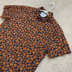 Cactus Menswear | Short Sleeve Button Down Shirt | Size Medium | Leaves Pattern